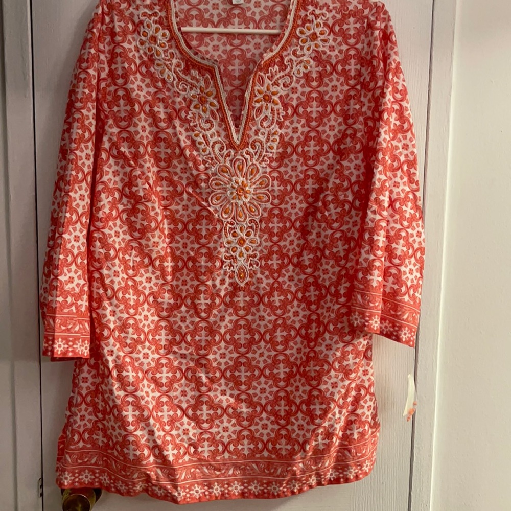 Orange/pink/white top with jewled detail